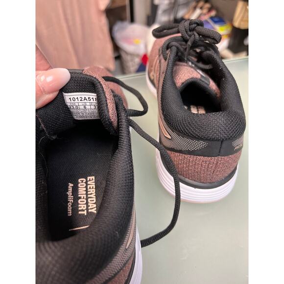 ASICS Black & Peach Patriot 11 twist running shoes SZ 6 - Picture 5 of 9